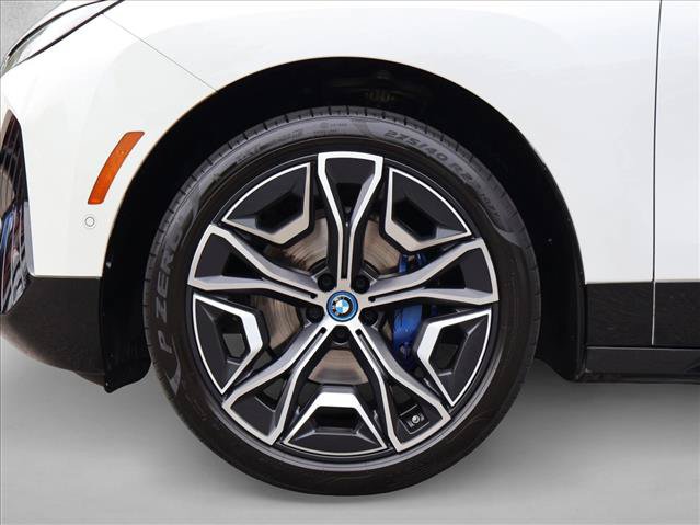 Certified 2023 BMW iX xDrive50 w/ Sport Package AWD/4WD image 28