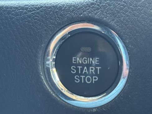 Used 2017 Toyota 4Runner Limited RWD image 26