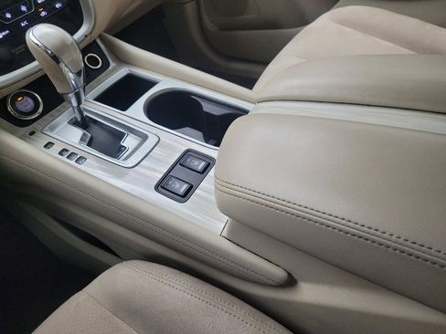 Used 2018 Nissan Murano SV w/ Premium Package FWD image 26