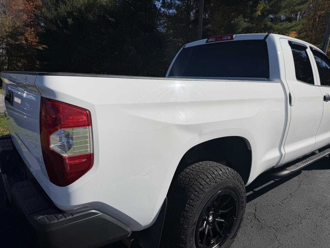 Used 2018 Toyota Tundra SR AWD/4WD image 16
