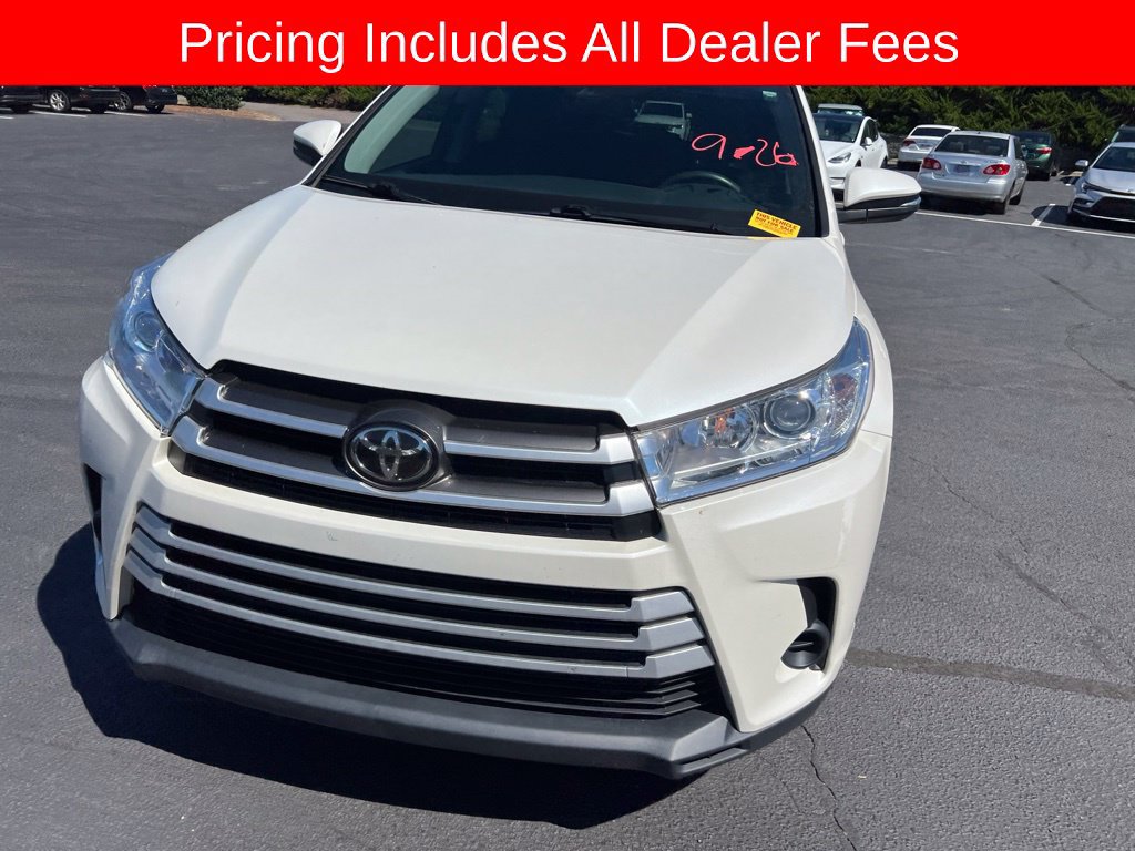 Used 2017 Toyota Highlander LE FWD image 15