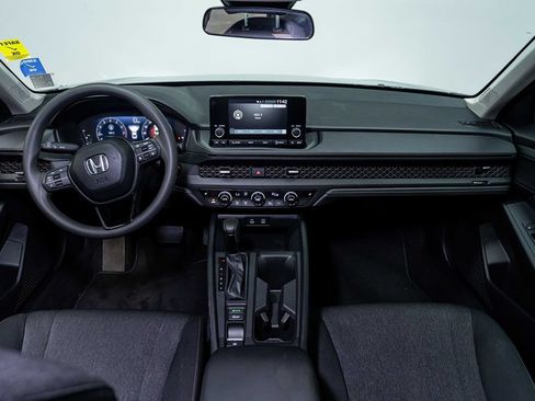 Used 2025 Honda Accord SE image 26