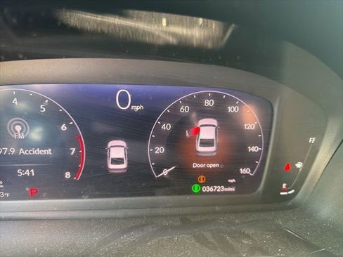 Used 2024 Honda Accord EX image 2