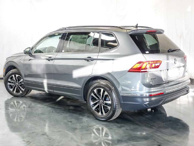 Used 2024 Volkswagen Tiguan S AWD/4WD image 9