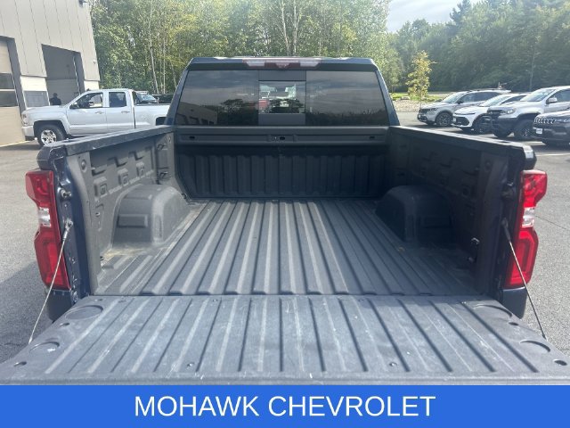 Used 2020 Chevrolet Silverado 1500 LTZ w/ LTZ Premium Package AWD/4WD image 33