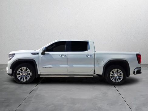 Used 2023 GMC Sierra 1500 Denali AWD/4WD image 2