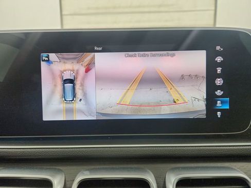 Used 2022 Mercedes-Benz GLE 350 4MATIC image 25