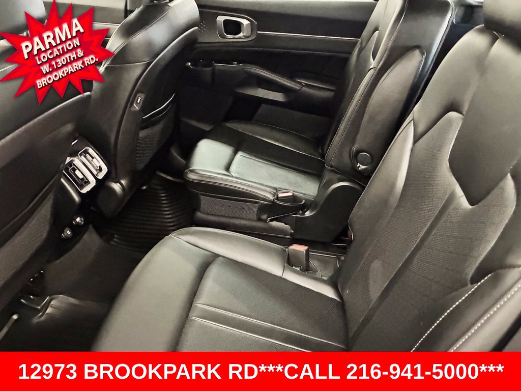 Used 2022 Kia Sorento SX AWD/4WD image 16