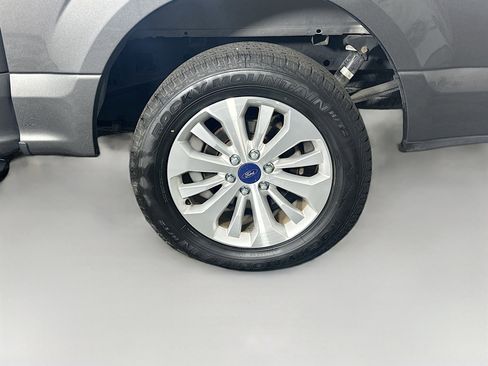 Used 2016 Ford F150 XL w/ Equipment Group 101A Mid image 11