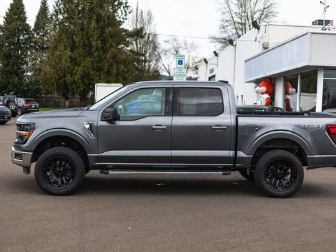 Used 2024 Ford F150 XLT AWD/4WD image 13