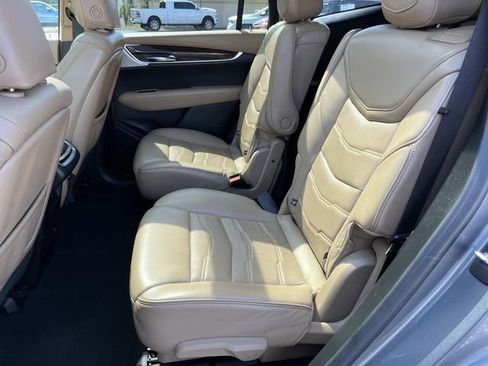 Used 2020 Cadillac XT6 Premium Luxury w/ Platinum Package AWD/4WD image 20