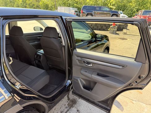 Used 2024 Honda CR-V EX image 14