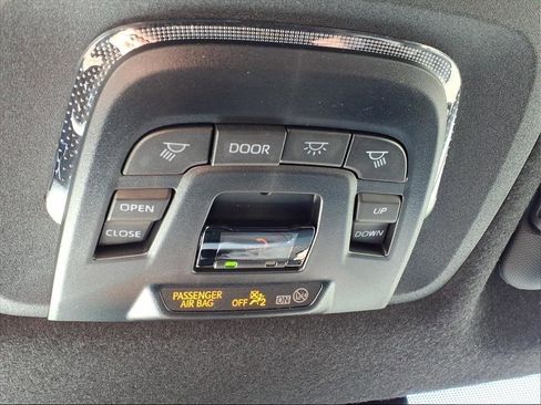 Certified 2026 Toyota Corolla Cross XSE w/ Convenience Package image 23