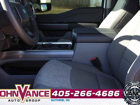 Used 2024 Ford F250 XLT w/ FX4 Off-Road Package image 25