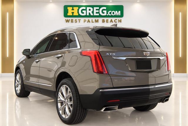 Used 2019 Cadillac XT5 Luxury FWD image 2