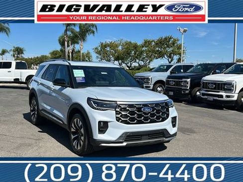 Certified 2025 Ford Explorer Platinum w/ LUX Leather Package AWD/4WD image 1