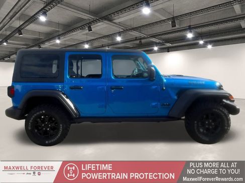 Used 2021 Jeep Wrangler Unlimited Sport image 17