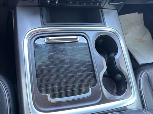 Used 2018 RAM 3500 Laramie Longhorn image 29