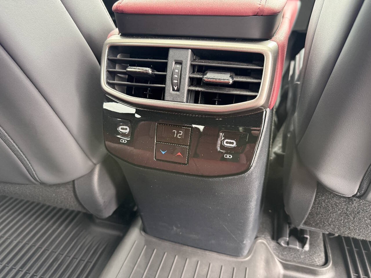 Used 2023 Lexus RX 350 F Sport w/ Accessory Package AWD/4WD image 15