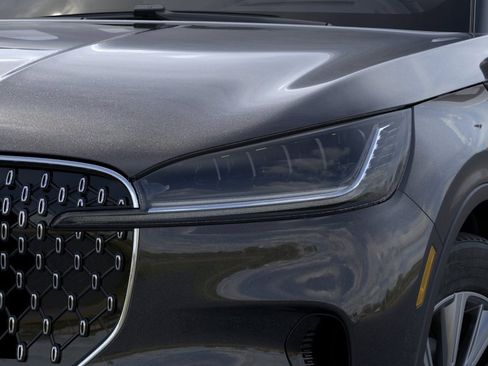 New 2026 Lincoln Aviator 2WD image 18