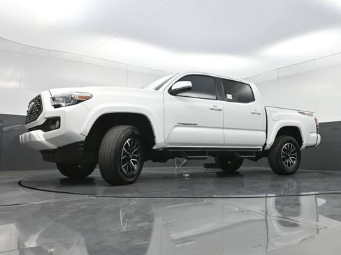 Used 2023 Toyota Tacoma TRD Sport w/ Technology Package AWD/4WD image 26