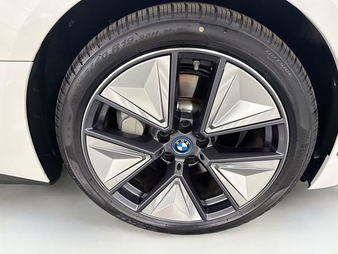 Certified 2023 BMW i4 eDrive35 w/ Premium Package image 31
