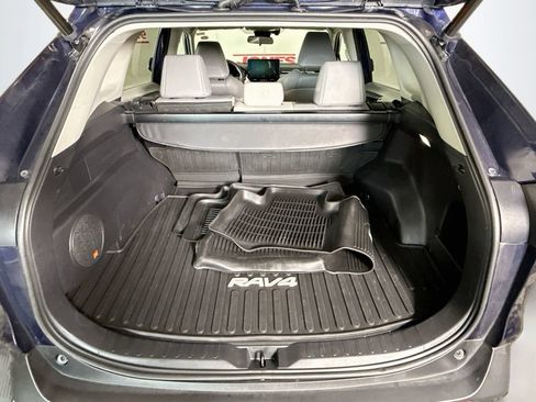 Used 2023 Toyota RAV4 XLE Premium AWD/4WD image 30