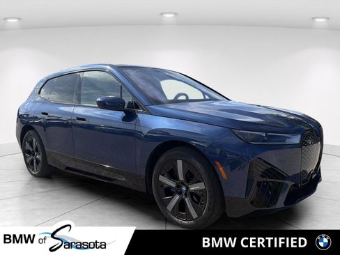 Used 2024 BMW iX xDrive50 w/ Premium Package AWD/4WD image 1
