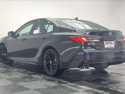 New 2026 Toyota Camry SE FWD image 2