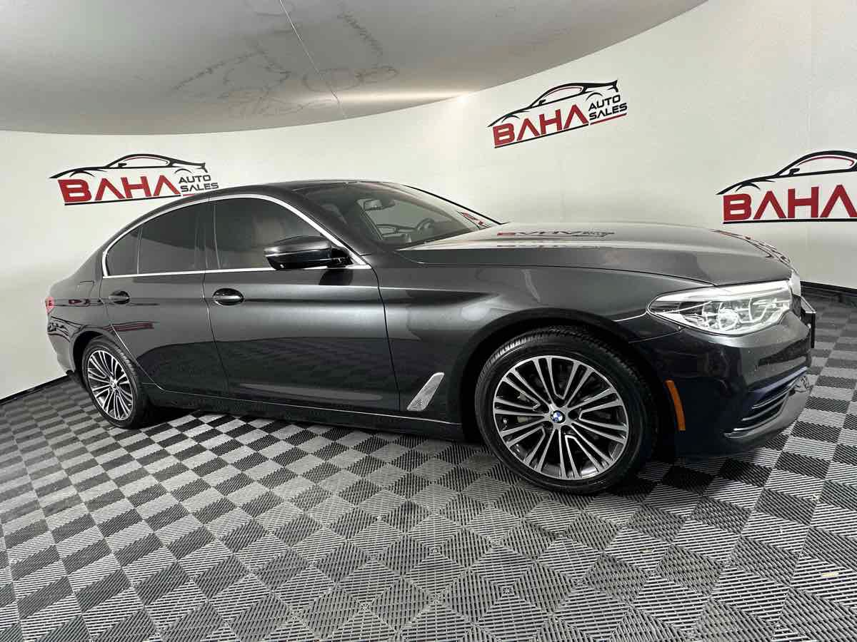 Used 2019 BMW 540i w/ Premium Package RWD image 13