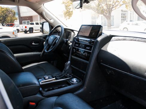 Used 2023 INFINITI QX80 Luxe w/ Cargo Package AWD/4WD image 32