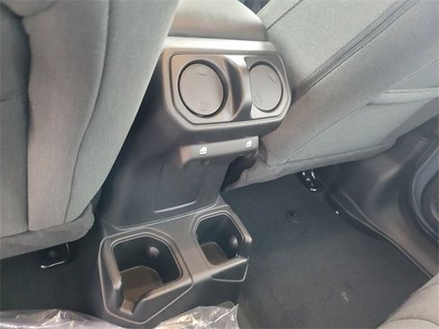 New 2026 Jeep Gladiator Sport image 8