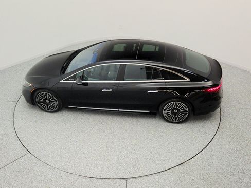 Used 2022 Mercedes-Benz EQS 580 4MATIC Sedan image 29