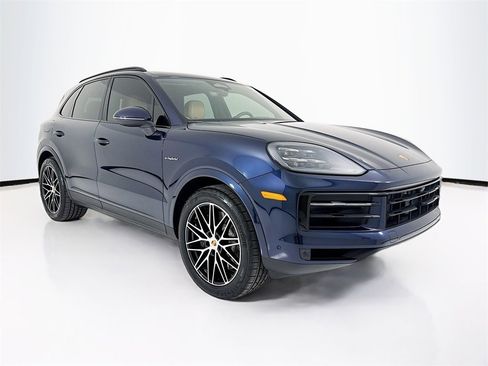 New 2026 Porsche Cayenne E-Hybrid image 7