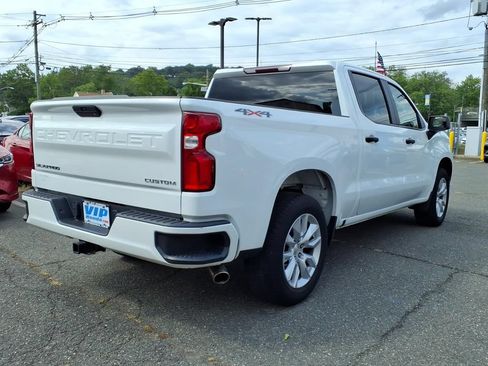 Used 2020 Chevrolet Silverado 1500 Custom w/ Custom Value Package AWD/4WD image 6