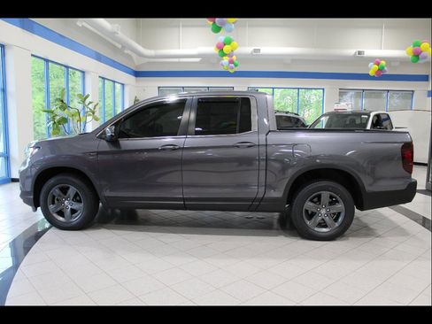 Certified 2023 Honda Ridgeline RTL image 8