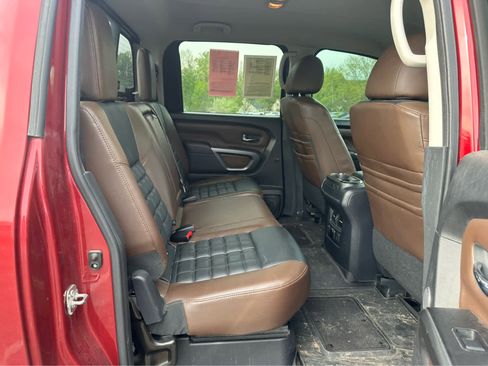 Used 2017 Nissan Titan Platinum Reserve AWD/4WD image 20
