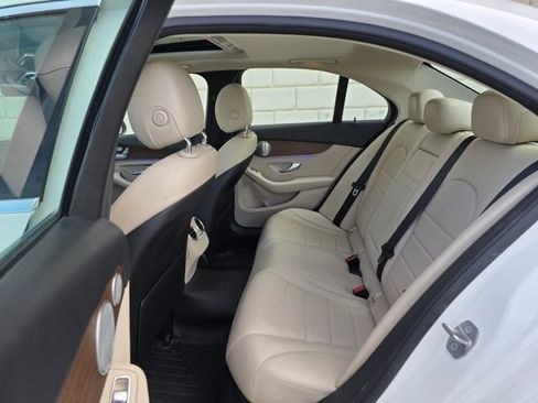Used 2021 Mercedes-Benz C 300 4MATIC Sedan image 29