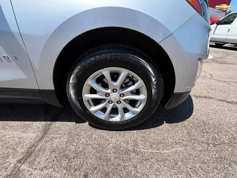 Used 2018 Chevrolet Equinox LT FWD image 20