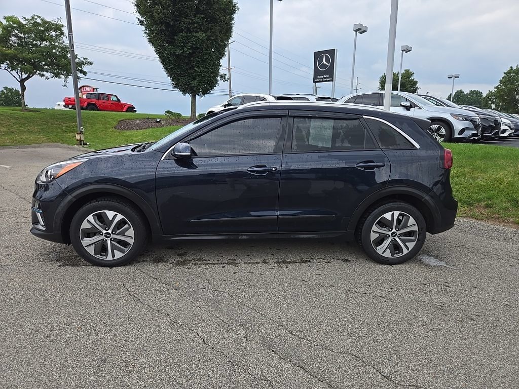 Used 2022 Kia Niro EX w/ Cold Weather Package FWD image 7