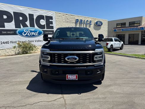 Certified 2026 Ford F450 Platinum w/ FX4 Off-Road Package AWD/4WD image 2