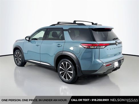 New 2026 Nissan Pathfinder Platinum image 7