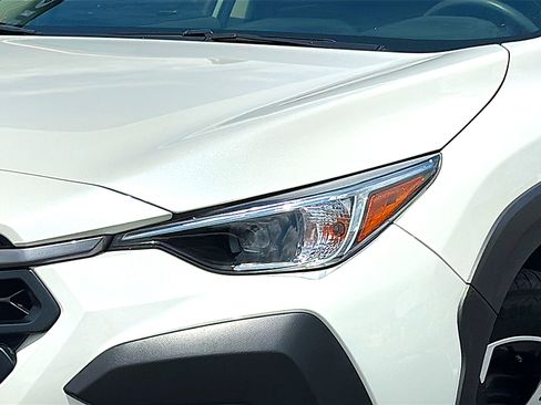 Used 2025 Subaru Crosstrek 2.0i Premium AWD/4WD image 4