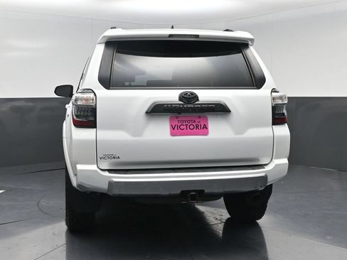 Used 2024 Toyota 4Runner TRD Off-Road Premium w/ Moonroof Package AWD/4WD image 17