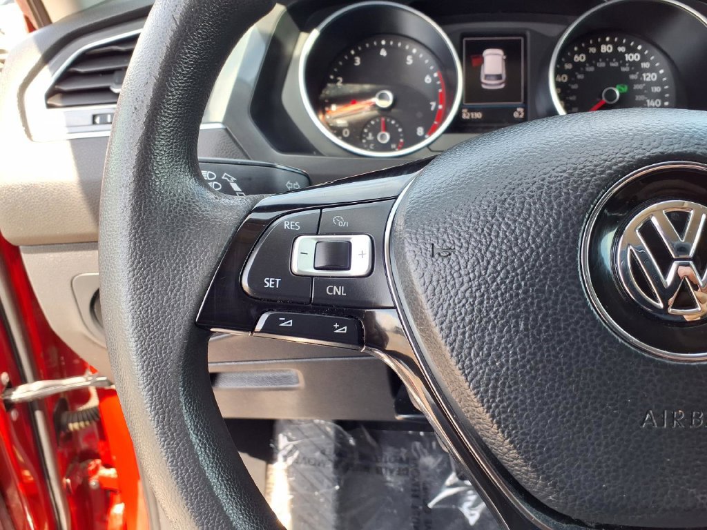 Used 2018 Volkswagen Tiguan S FWD image 14
