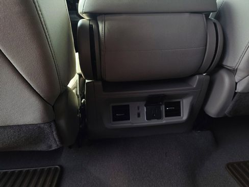 Certified 2024 GMC Sierra 1500 SLE image 15