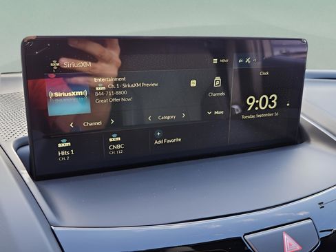 New 2025 Acura RDX SH-AWD image 23