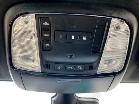 Used 2023 Dodge Durango GT image 36