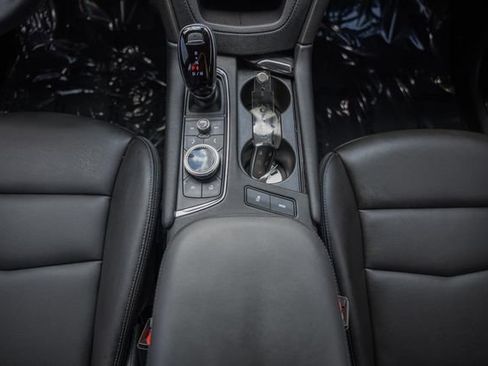 Used 2025 Cadillac XT5 Luxury FWD image 26