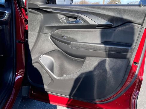 Used 2022 Chevrolet TrailBlazer RS image 27